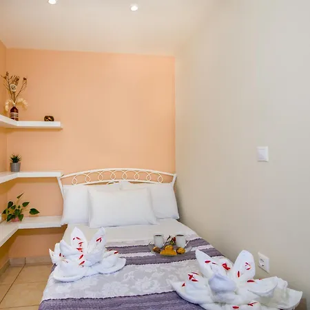Georgia Iii Apartman Hriszí Aktí Haniá